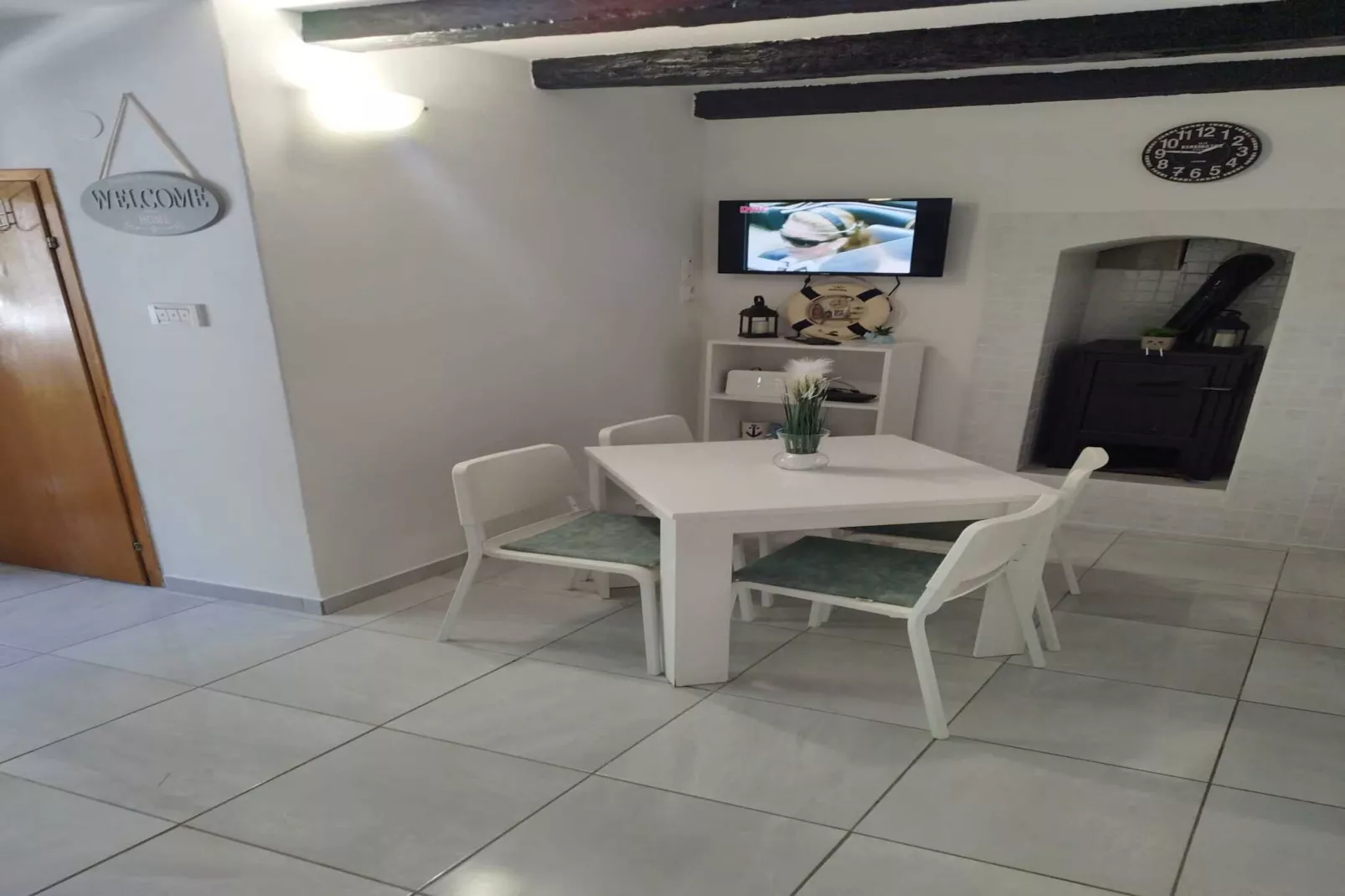 Two Bedroom Apartment Leo Povile - Sfeer