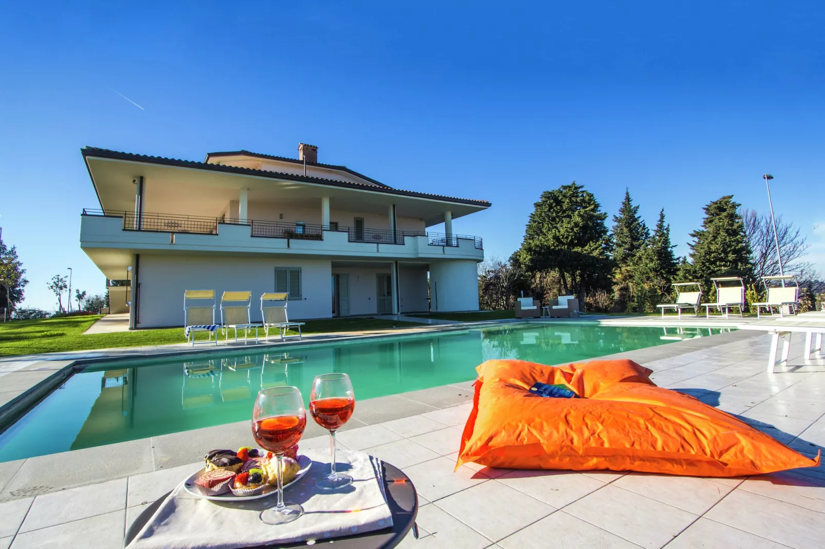 Panorama La Luna-Sfeer