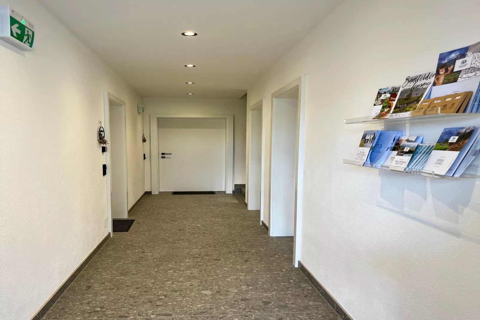 Apartment "Gams-Bartl" mit Zusatzzimmer-Hal-ontvangst