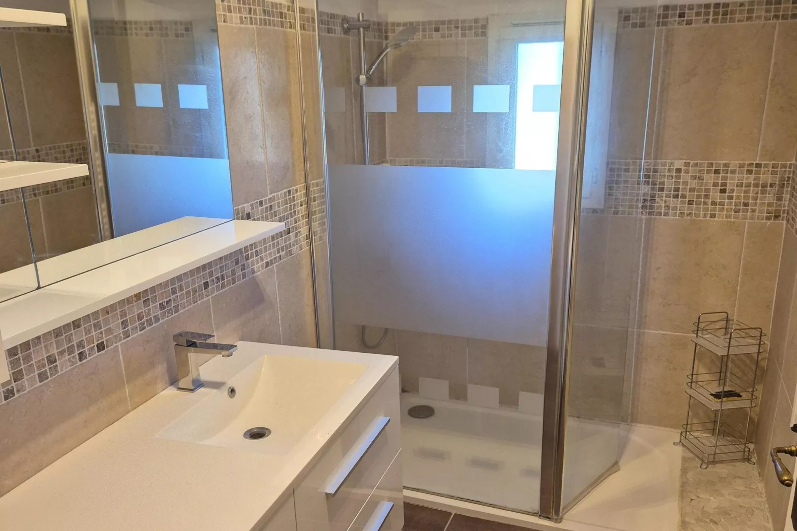 Chapelonne Rougiers-Badkamer