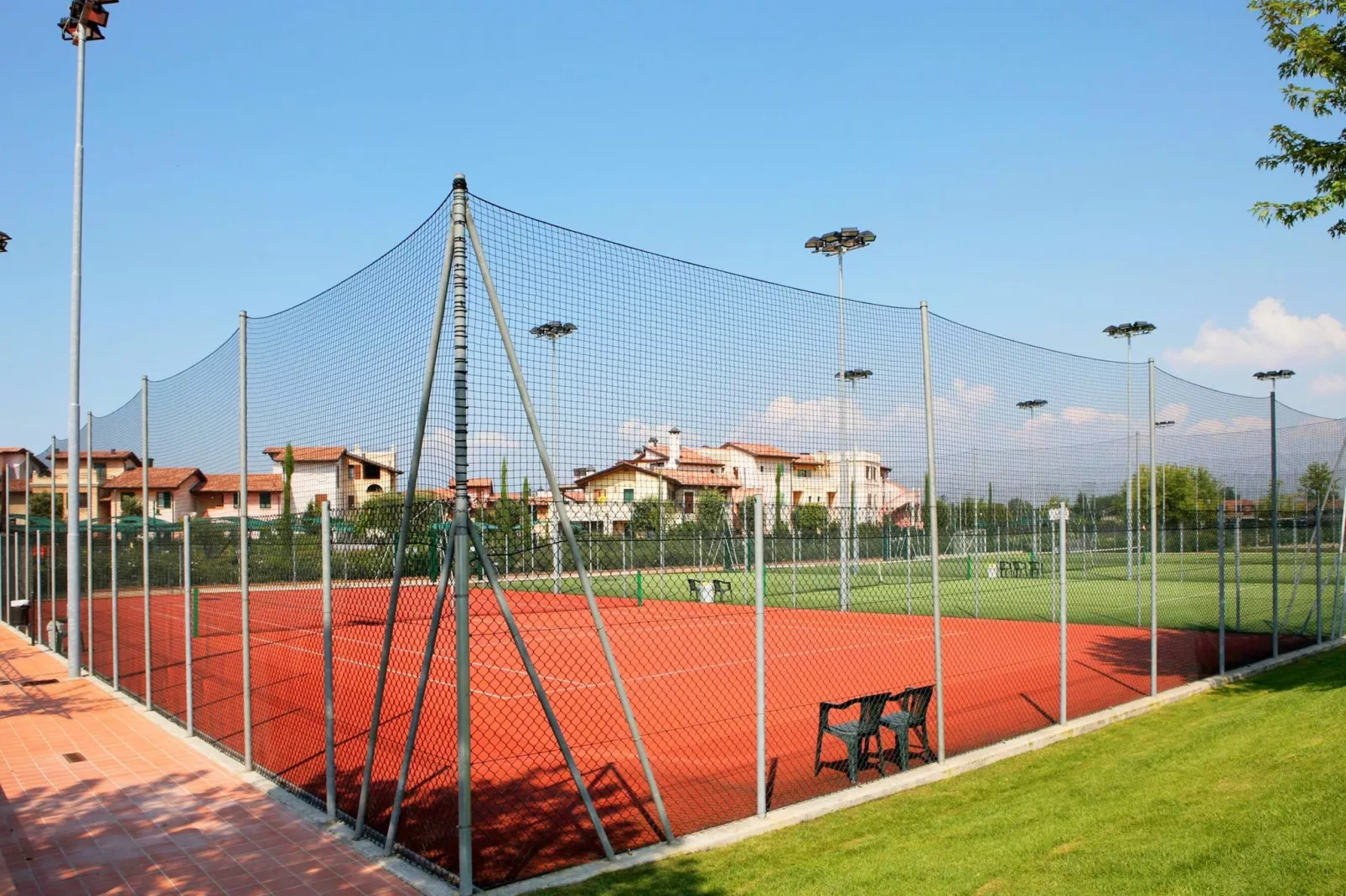 Garda Resort Village - IT-37019-001 - B4 1P Std-Parkfaciliteiten