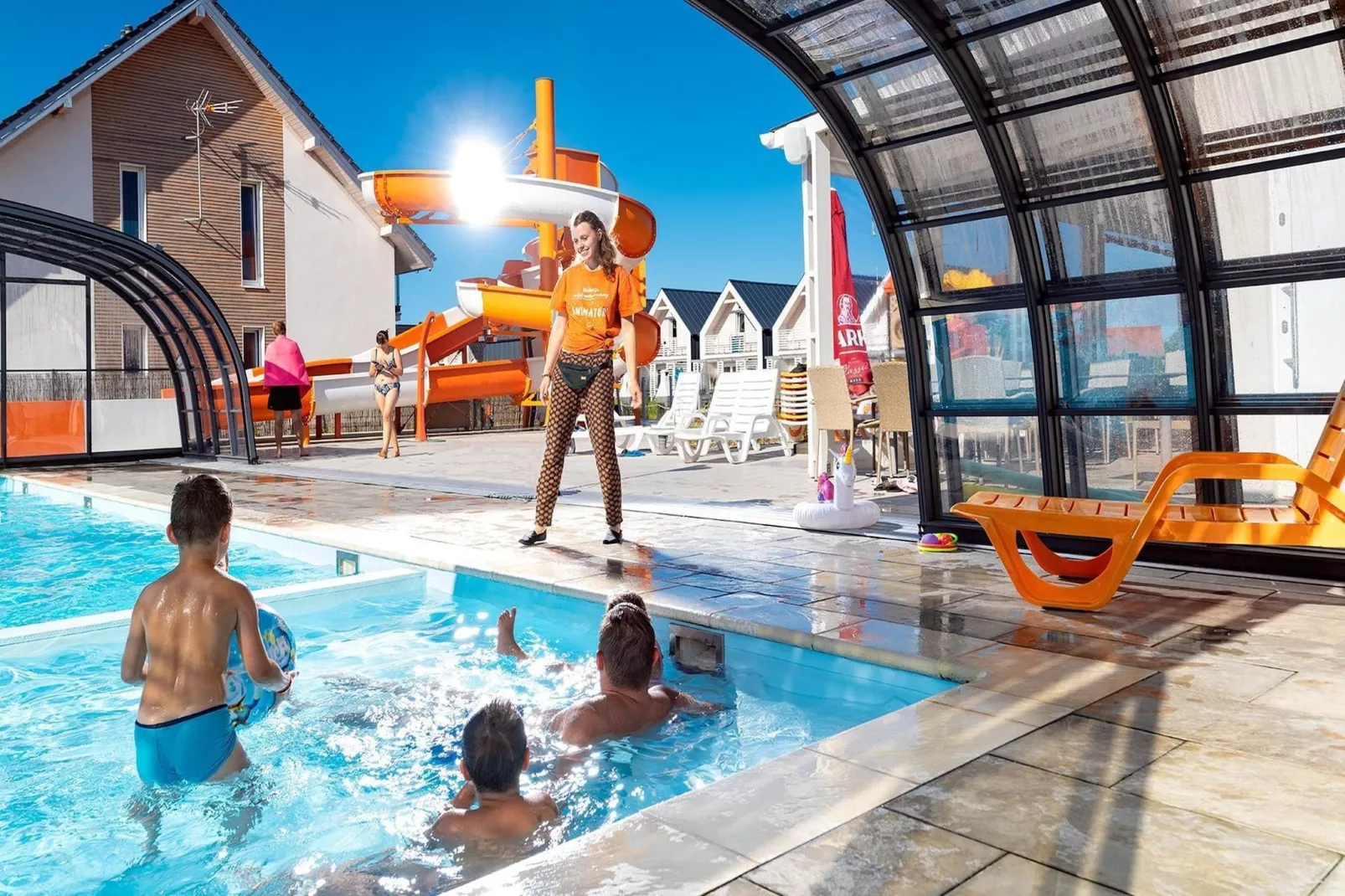 Apartament wakacyjny Sarbinowo-Zwembad