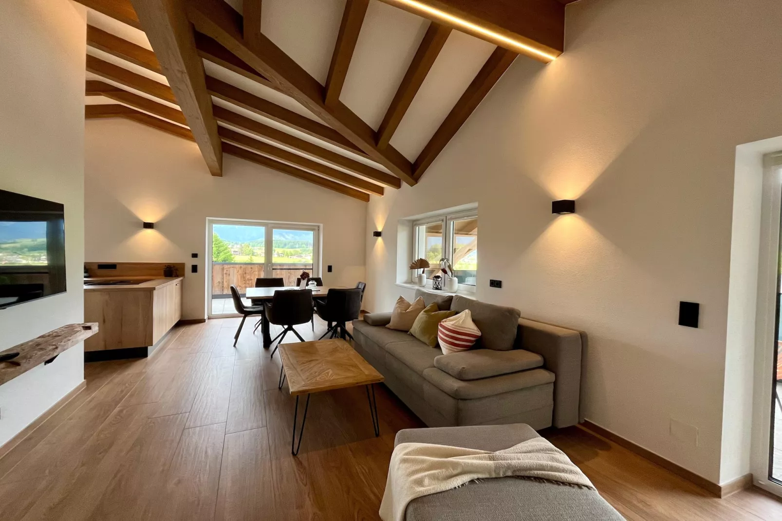 Penthouse "Voll-Bartl"-Woonkamer