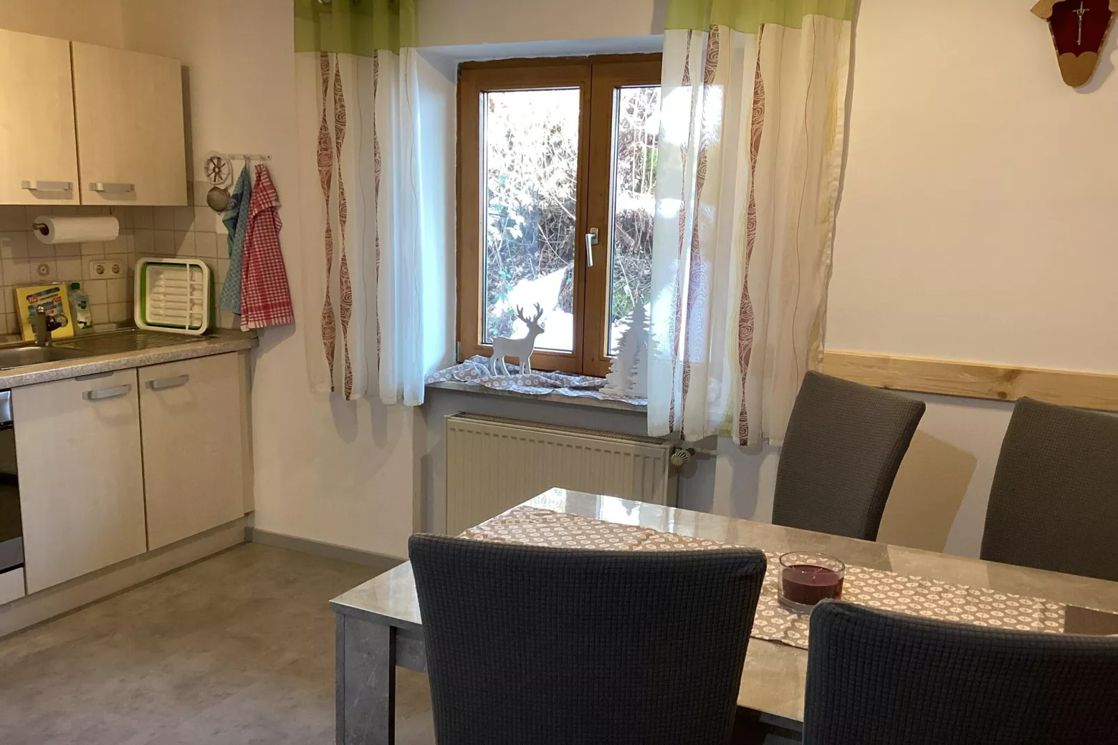 Holiday flats Haus am Wald Zenting-Wohnung für 4 Personen 56 qm-Eetkamer