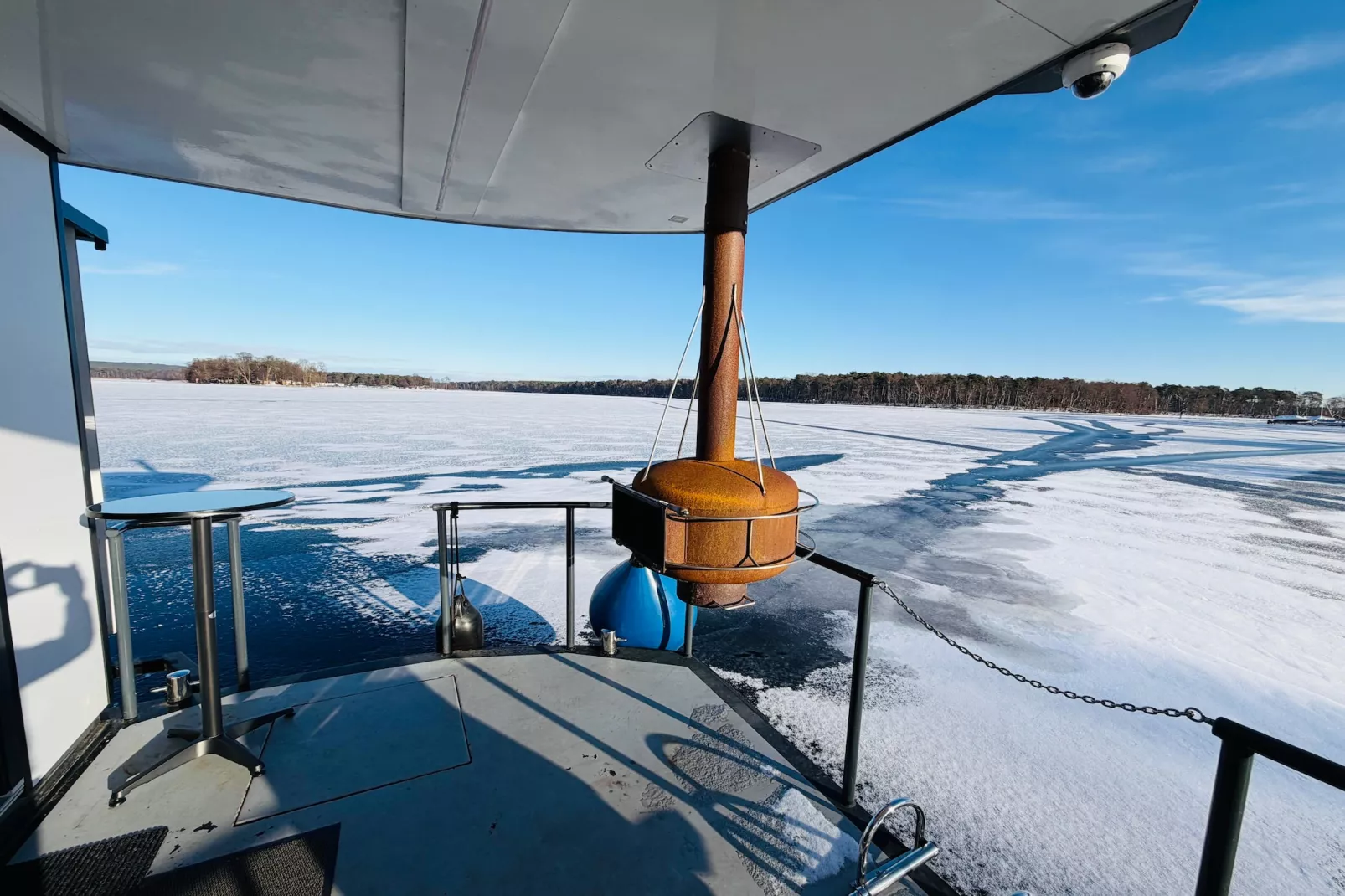 Hausboot Tegel-Exterieur winter