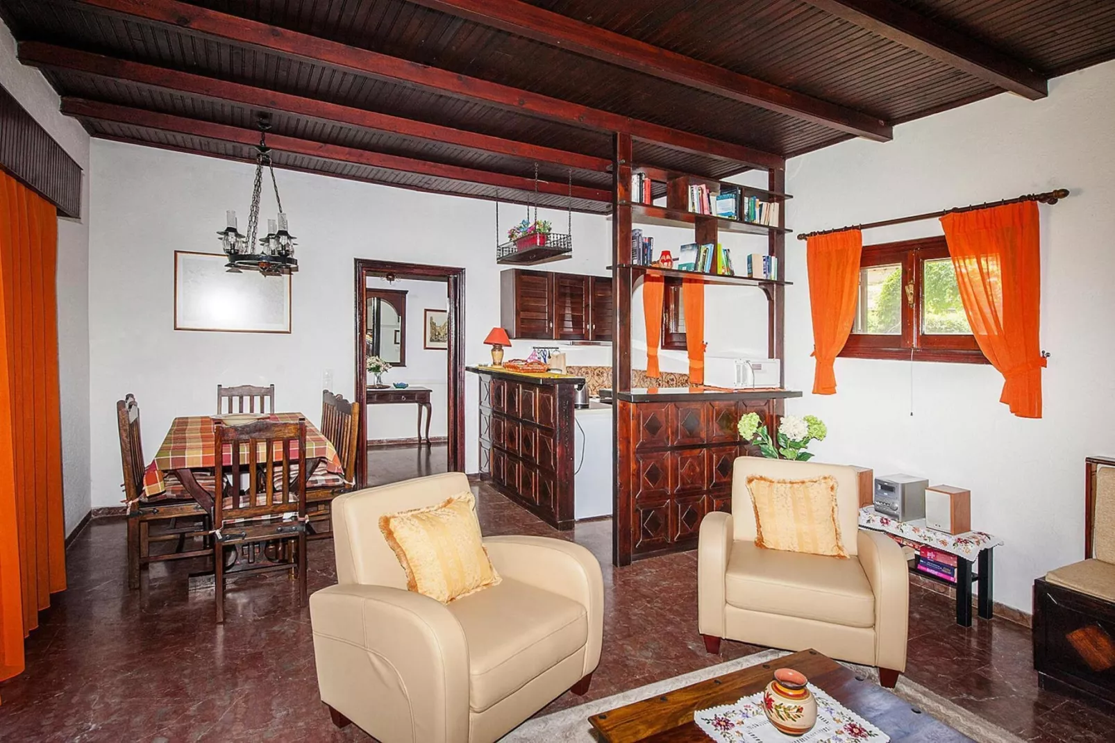 Villa Marco in Acharavi-Villa Marco-Woonkamer