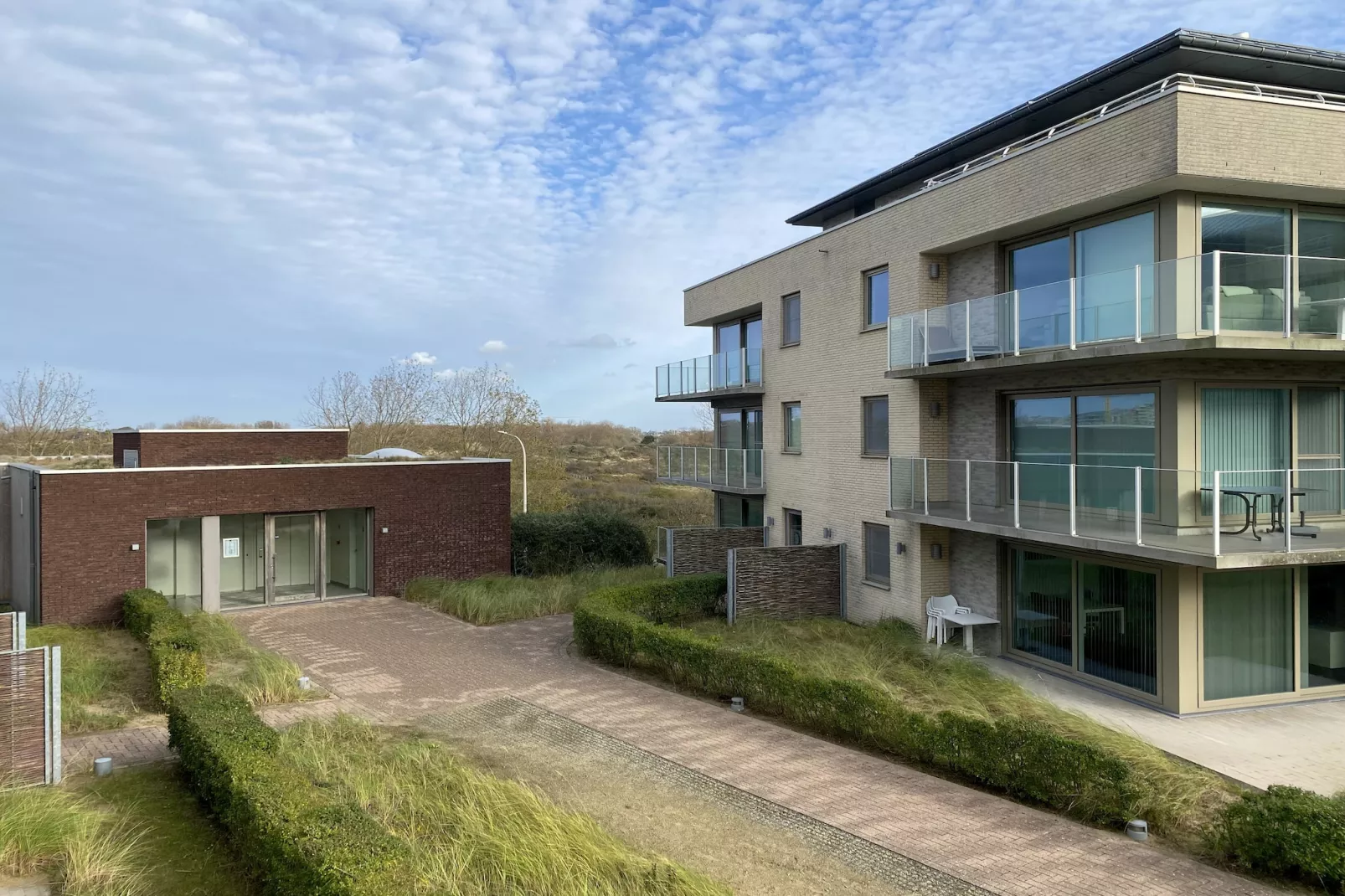 Kinderlaan 41-Buitenkant zomer