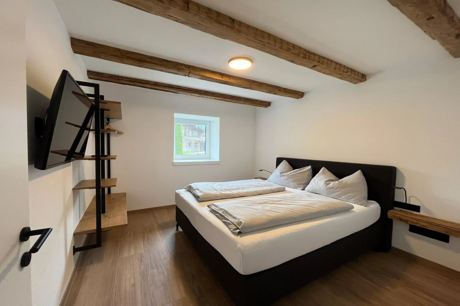 Appartement "Schnauz-Bartl"-Slaapkamer