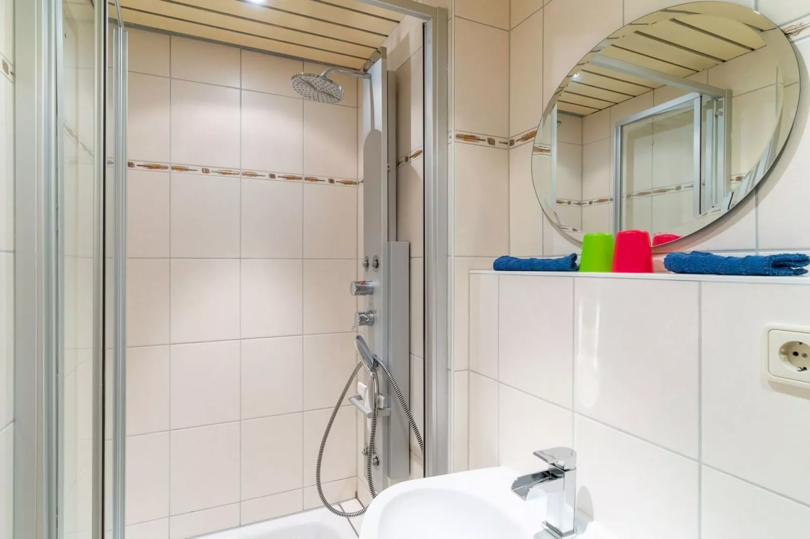 Ferienwohnung Anna-Badkamer