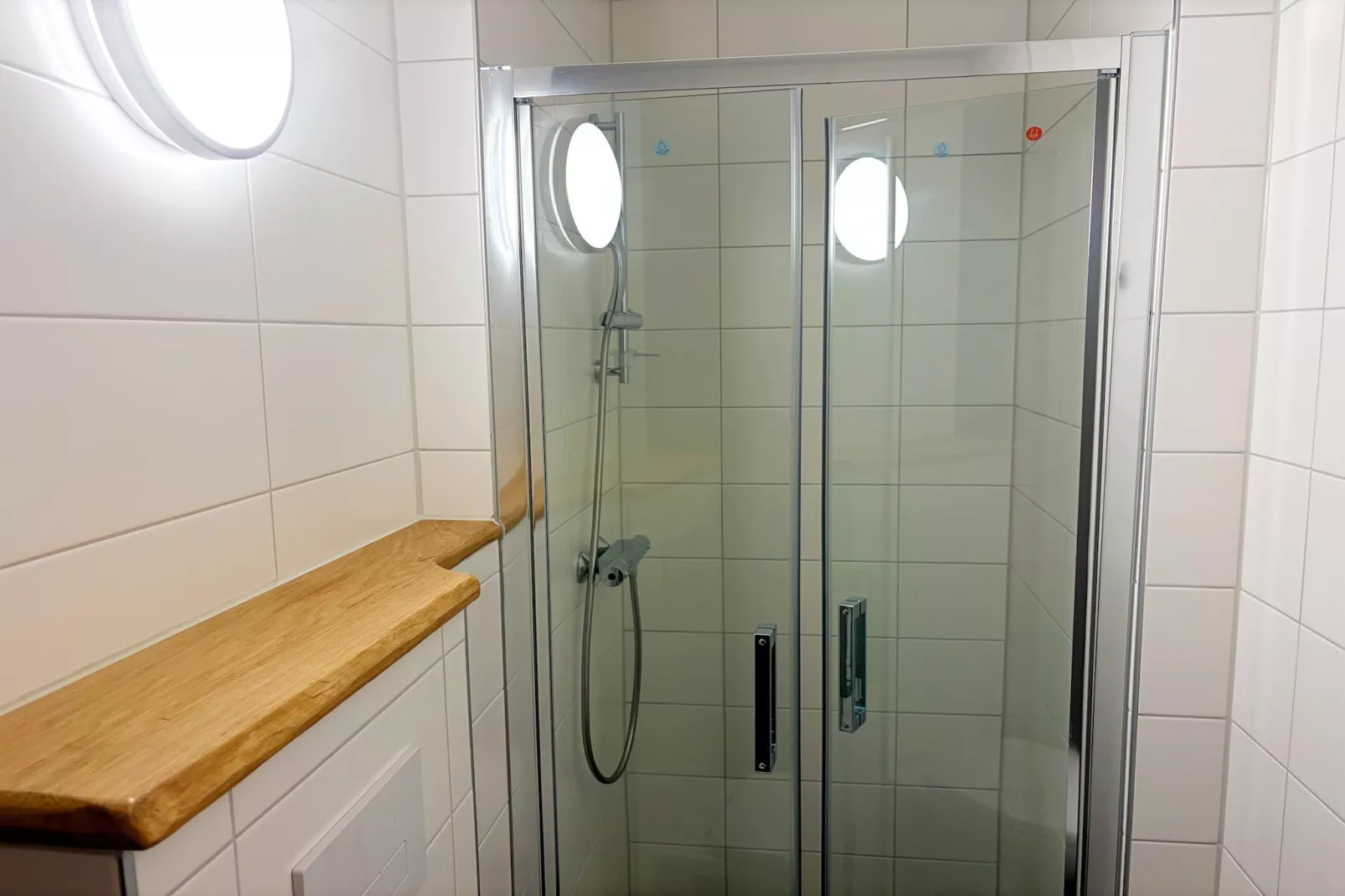 Apartment 4P - Basic - Badkamer