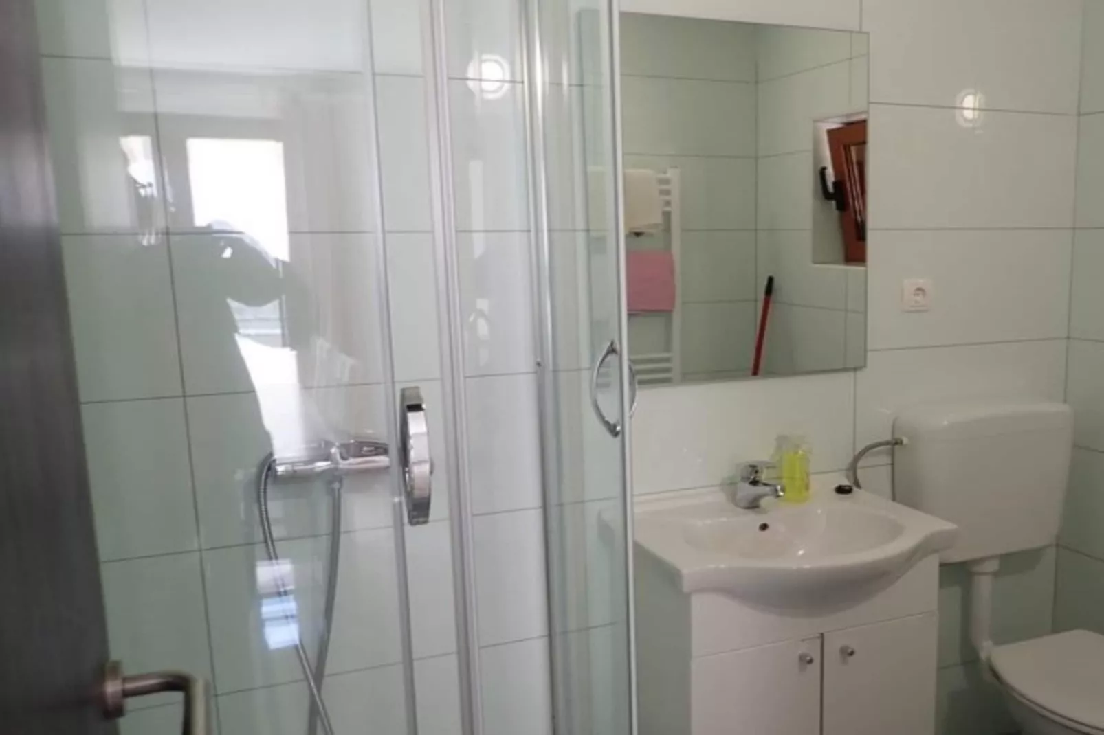 Apartments Seaview, Starigrad Paklenica-A6 neu-Badkamer