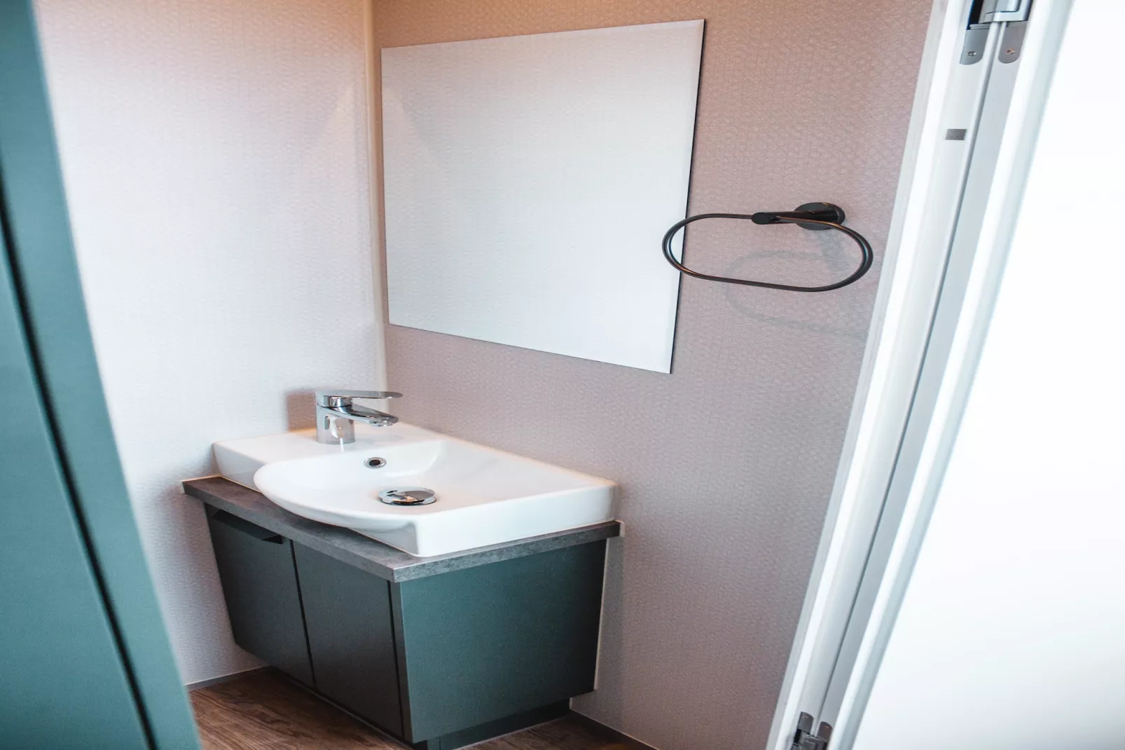 Hausboot Charlottenburg-Badkamer