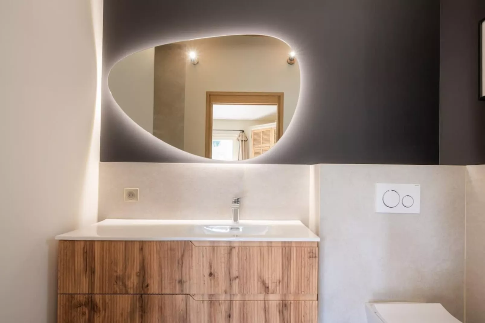 Villa Lou Pantaï  Élégance et Confort au Cœur de Saint-Rémy-de-Provence-Badkamer