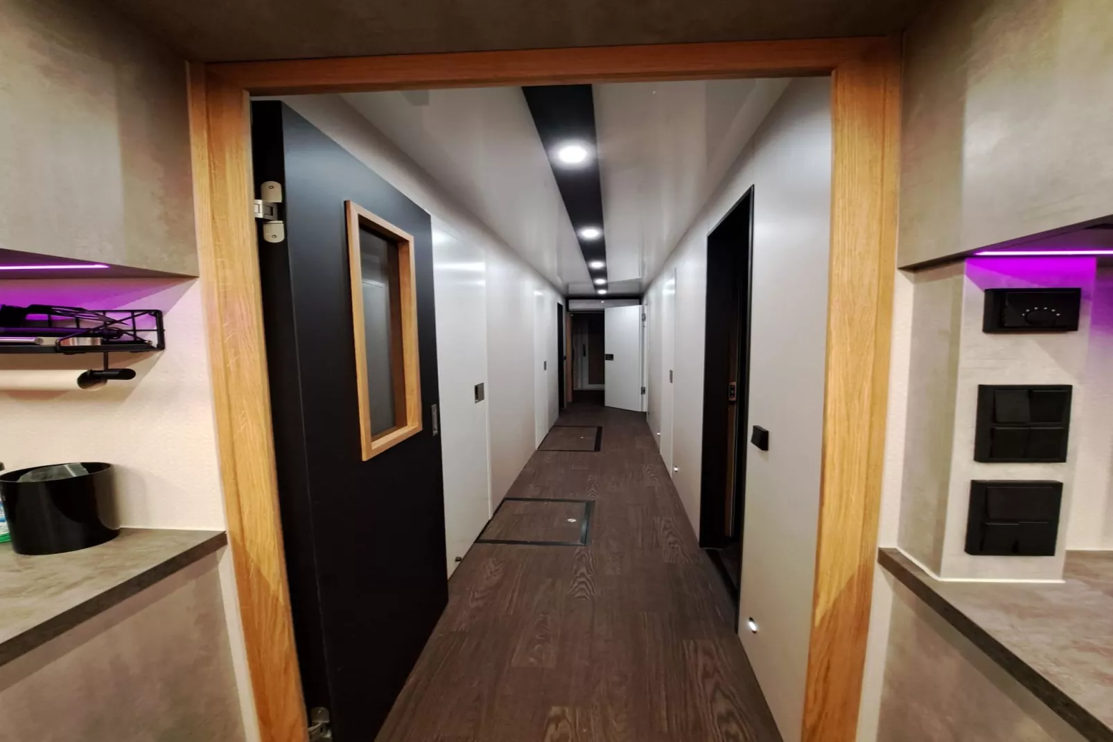 Hausboot Tegel-Overloop