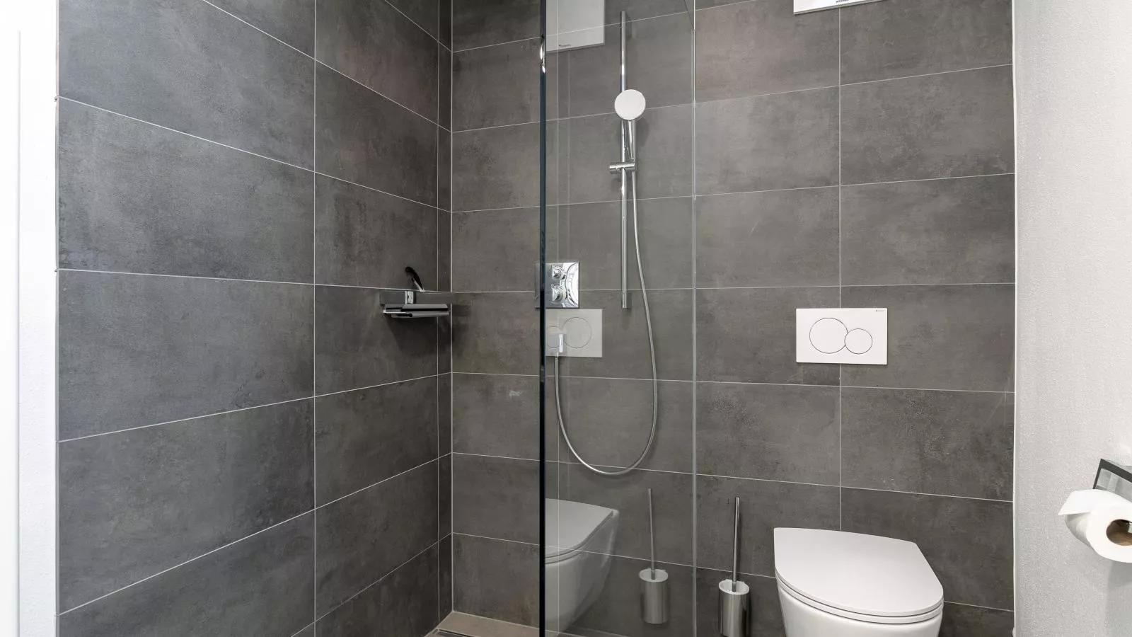 Tauernlodge Eben A2-Badkamer