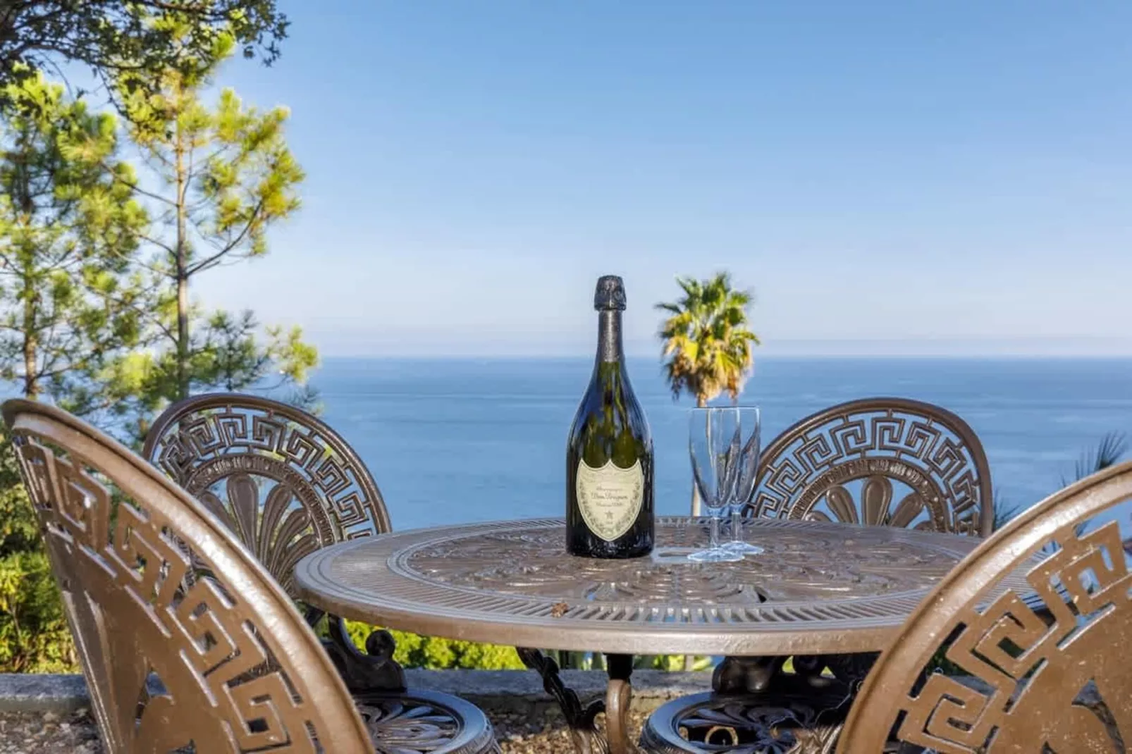 Magnifique villa avec vue sur mer et belle piscine-Terrasbalkon