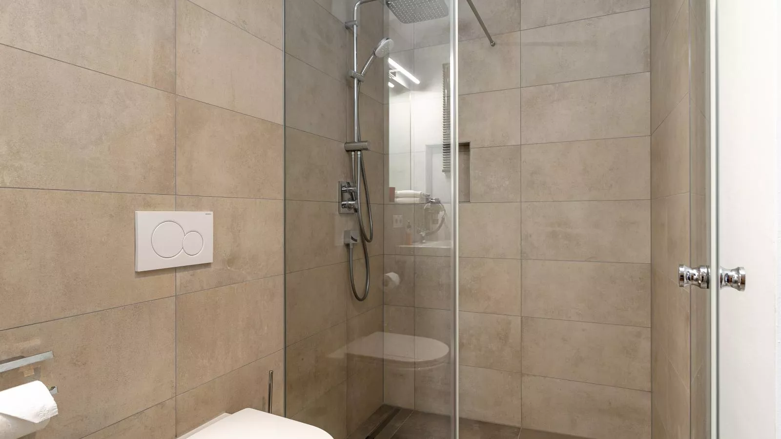 Tauernlodge Amadeiro Im Pongau-Badkamer