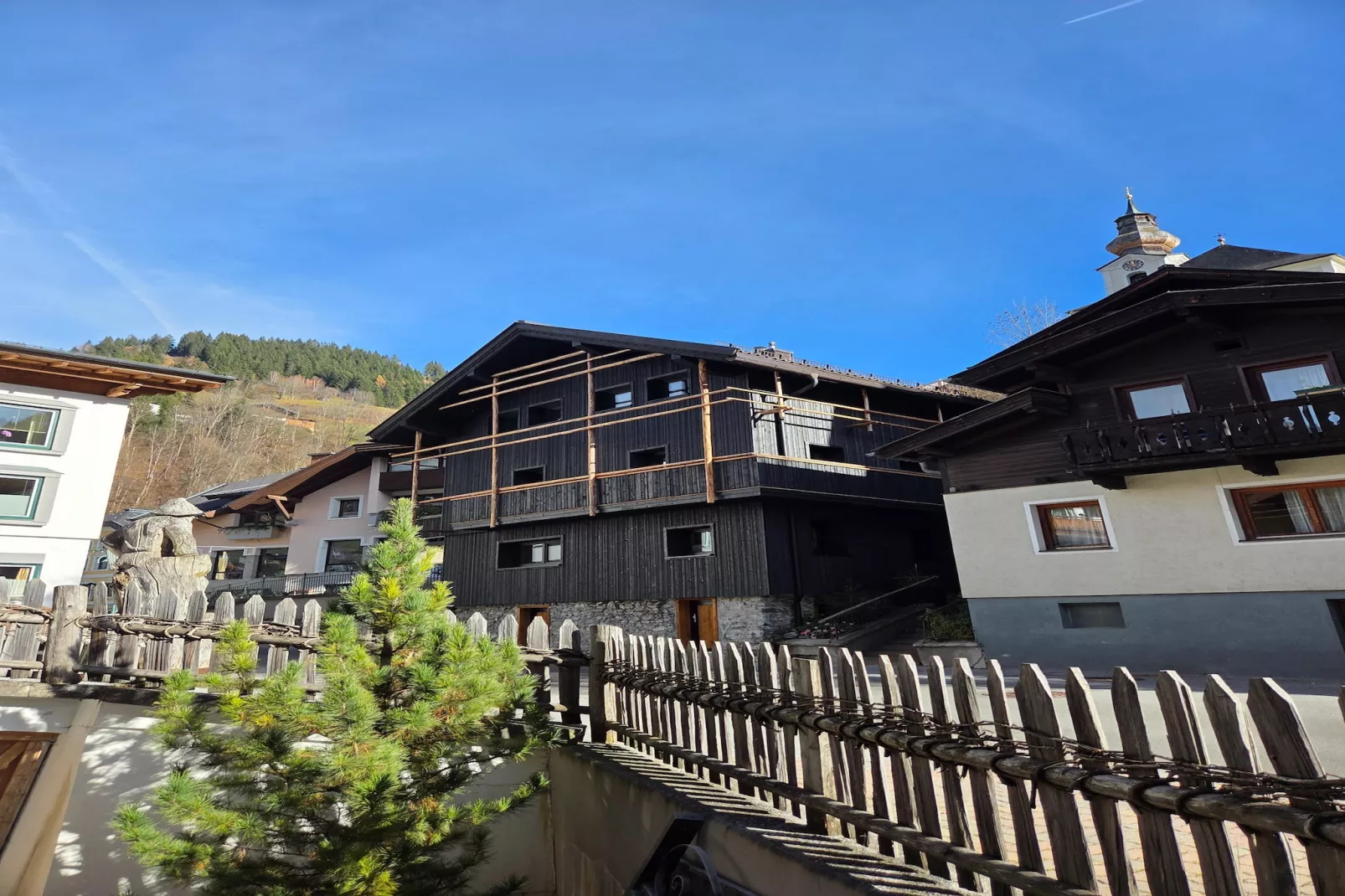 Hausa-Buitenkant zomer