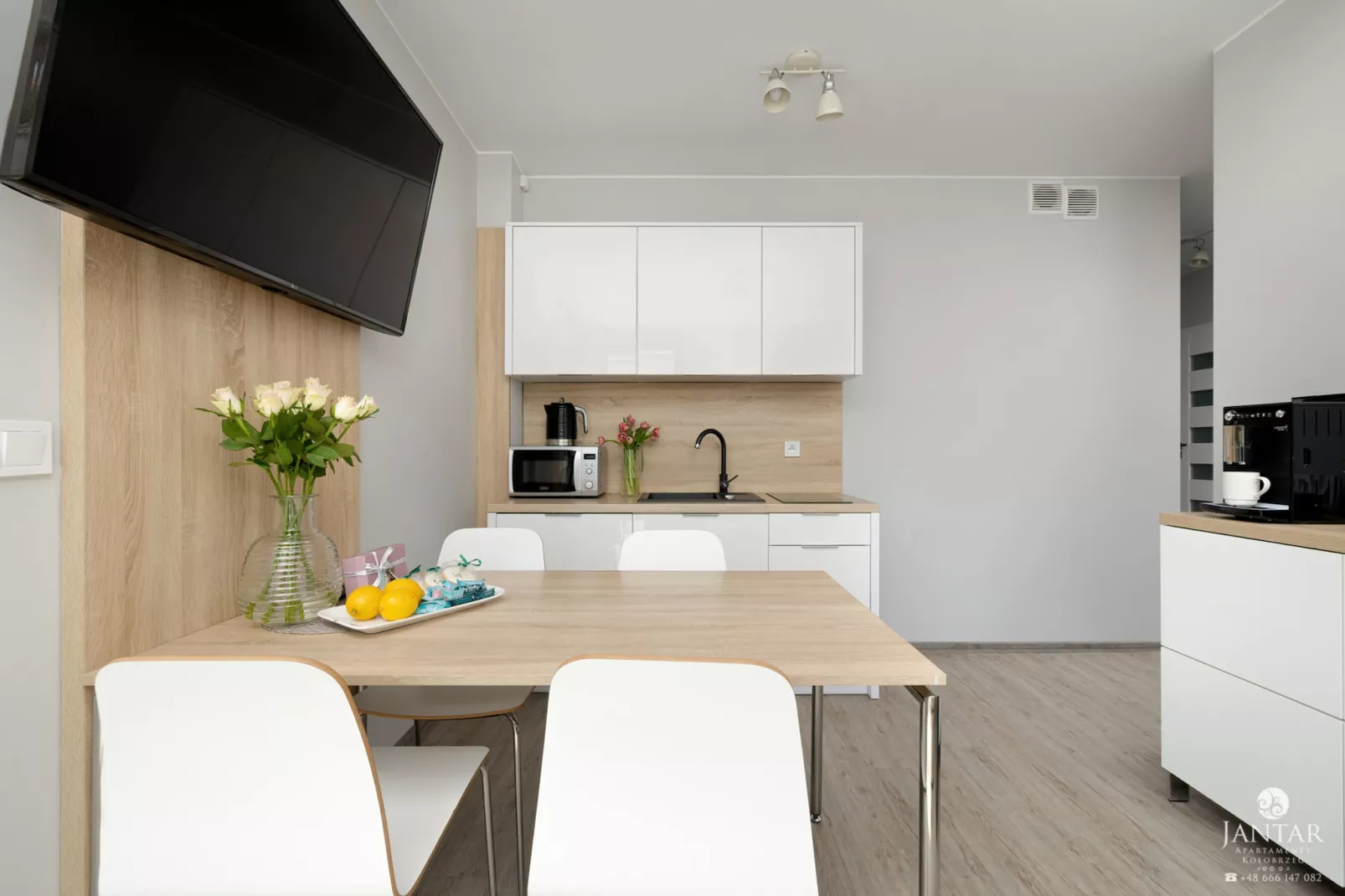 Apartament Grunwaldzka 12b/22 Pobierowo-Eetkamer