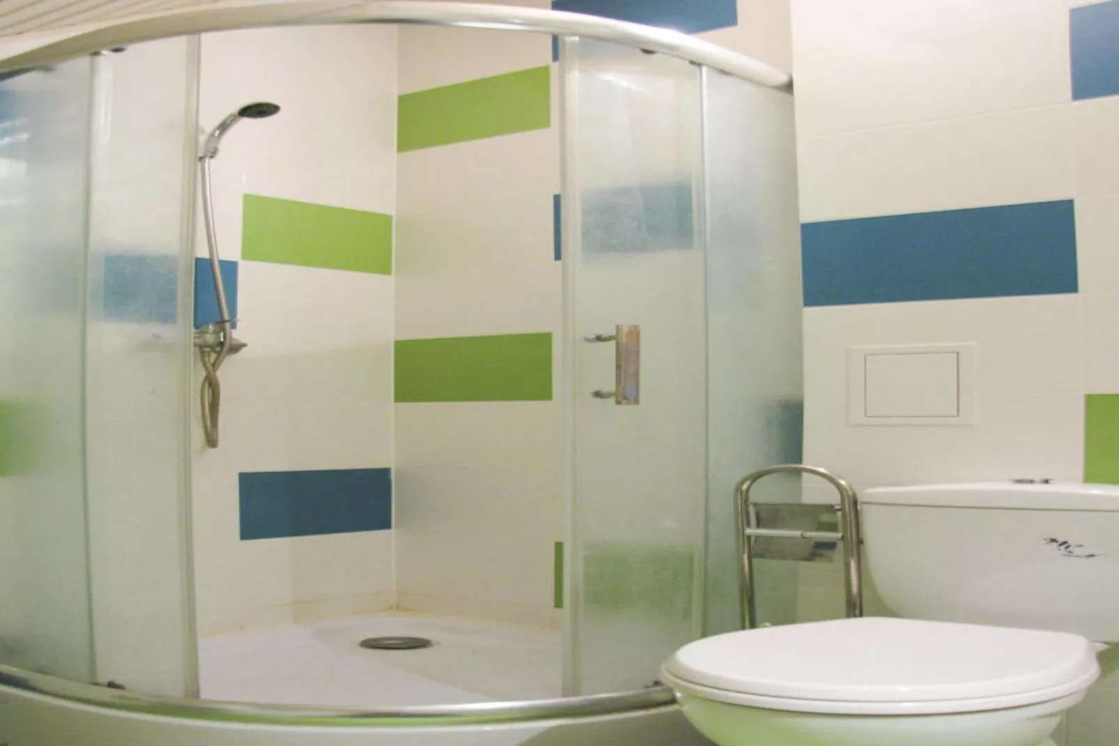 Apartament wakacyjny dla 4 osób w Rynie-Badkamer