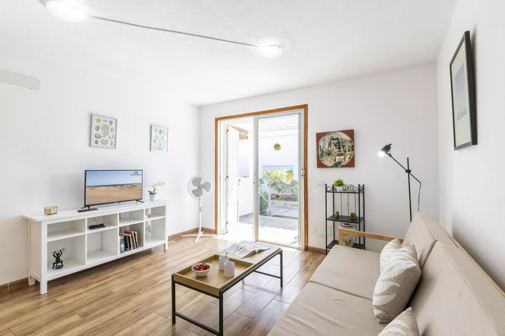 NECTARINAS-Woonkamer