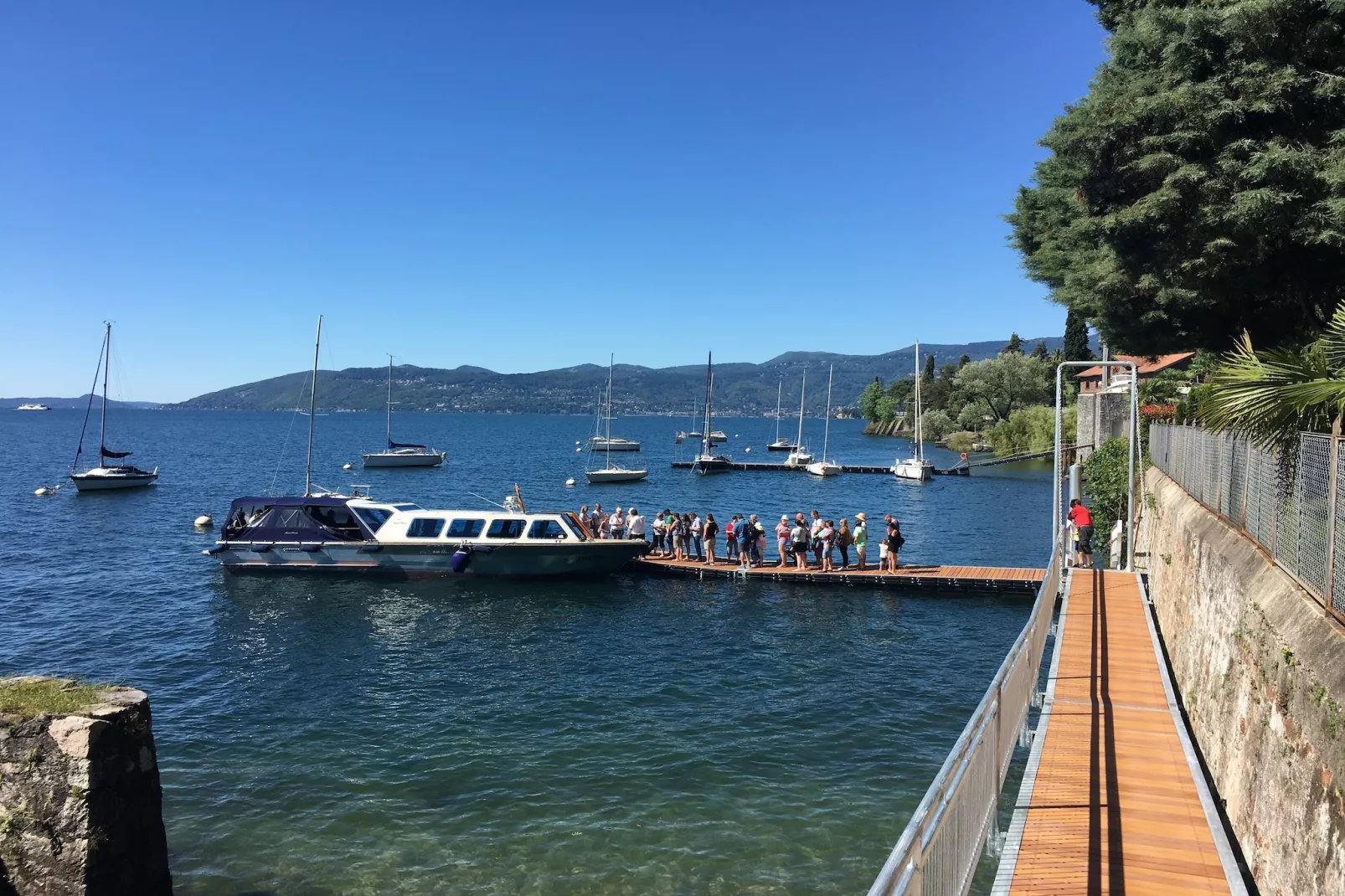 Residence Zust, Verbania Intra-Bilo-Buitenkant zomer