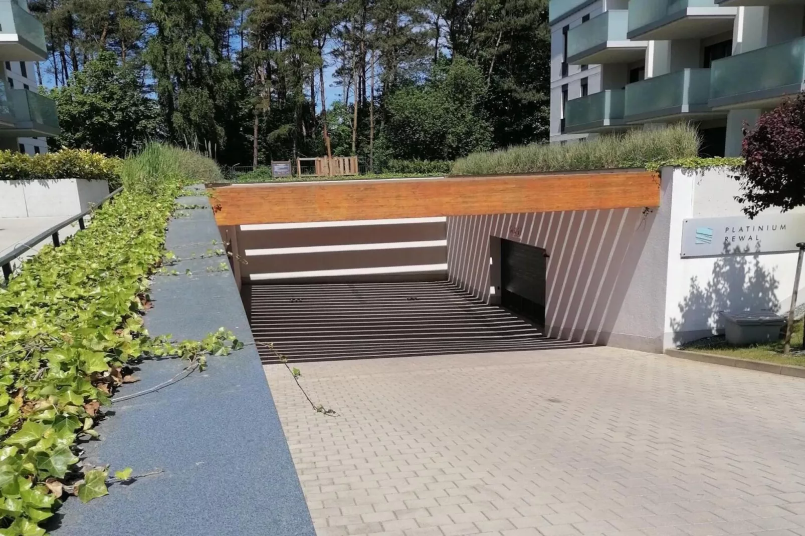 Apartment de luxe am Strand von Rewal-Buitenkant zomer