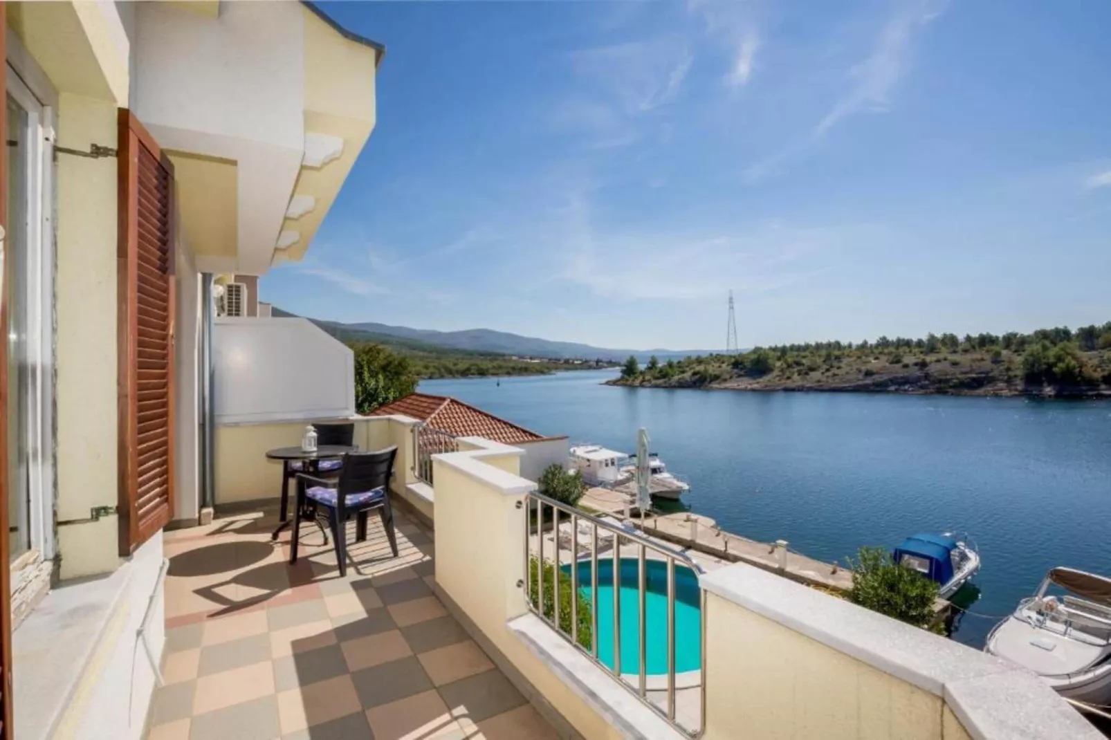 One-Bedroom Apartment 4-Gebieden zomer 5km