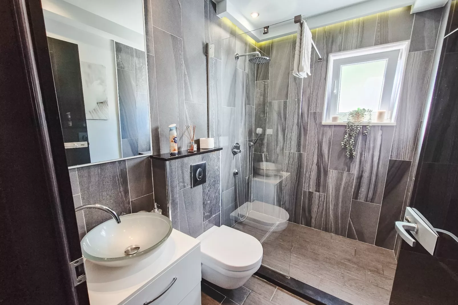 Apartment LaVilla - Two Bedroom Apartment with Balcony and Sea View (Žuti) - Badkamer