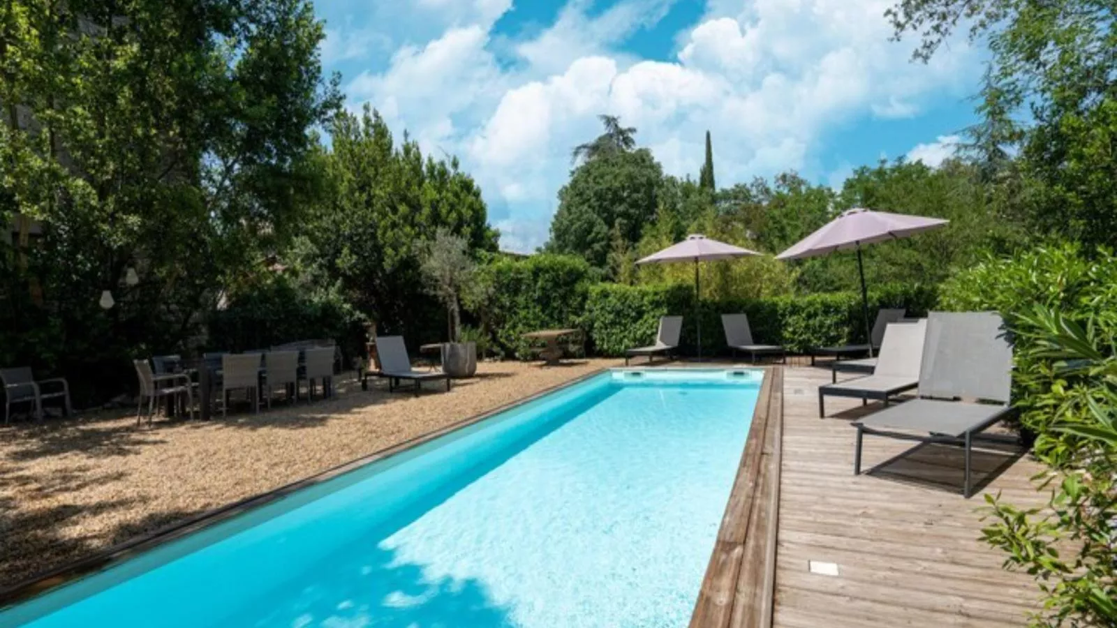 Grenadiers à Six-Zwembad