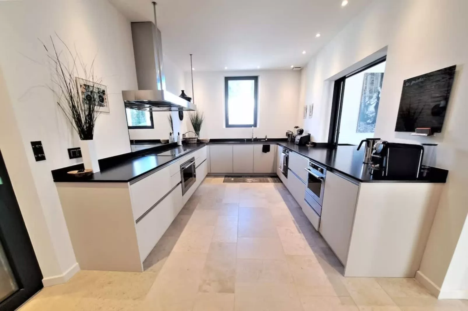 Mas prestigieux au coeur de Saint-Remy-de-Provence-Keuken