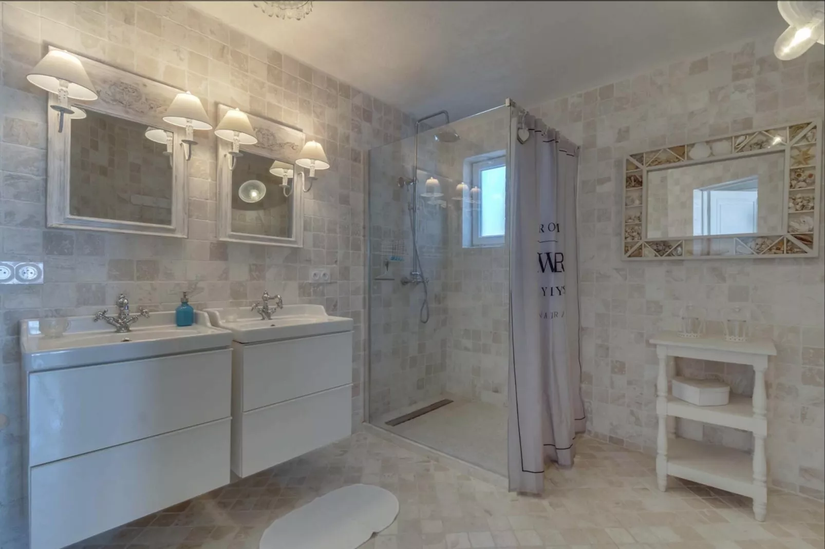 Villa Gaillarde 8 pers-Badkamer