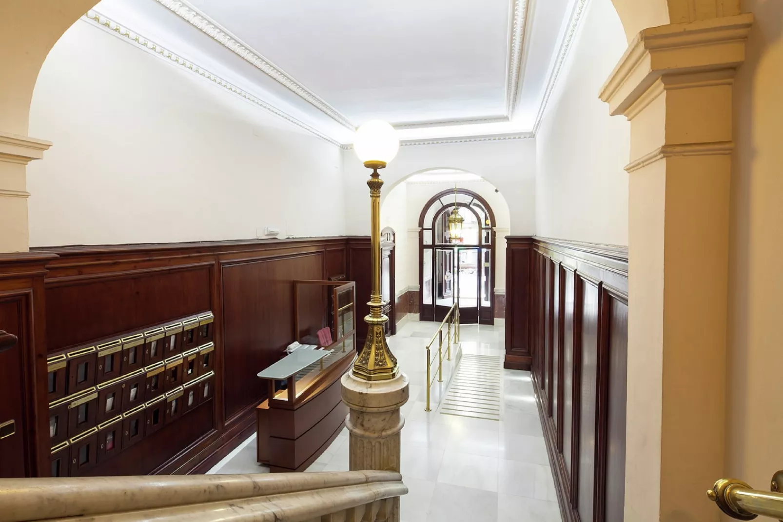 Catalunya Palace Apartment