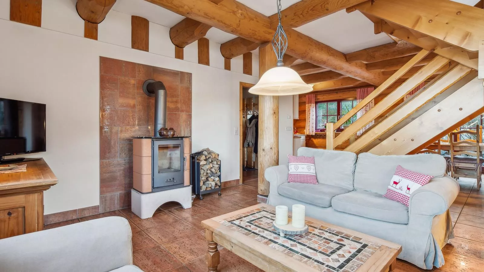 Naturstammhaus-Woonkamer