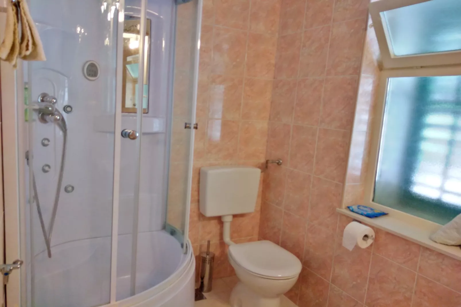 Guest House Hazdovac Rooms - Two Bedroom Apartment with Terrace and Sea View-Badkamer