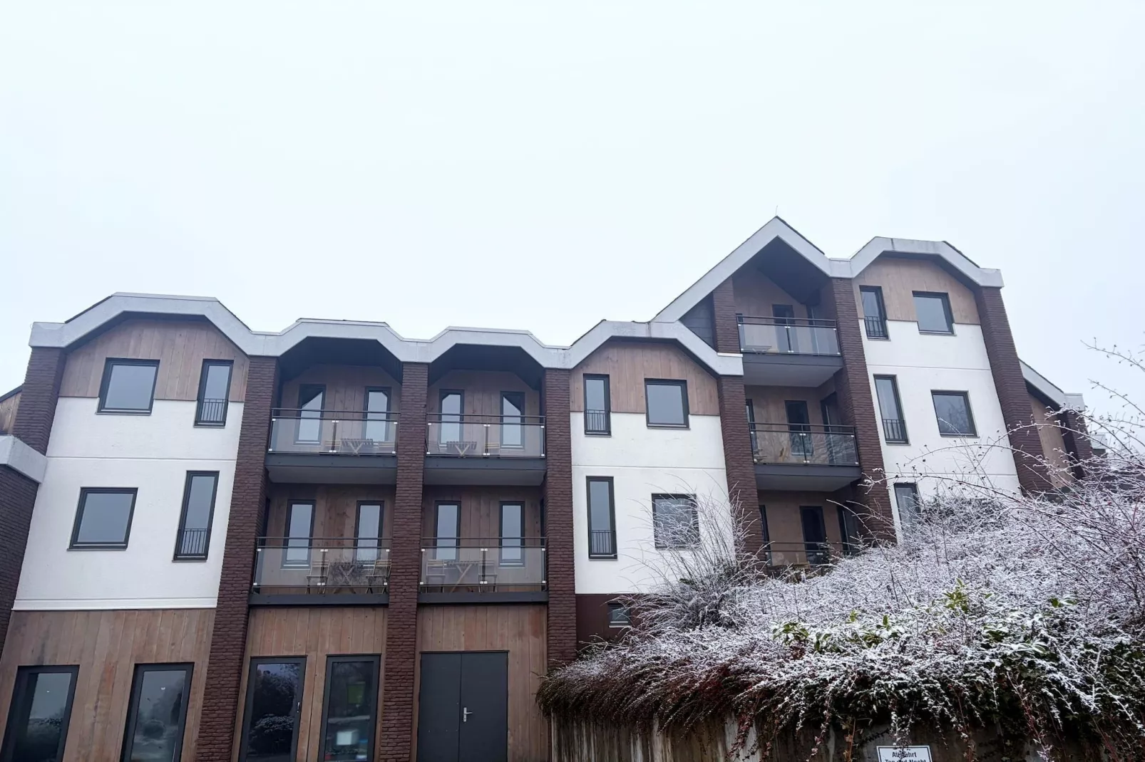 Apartment Second Floor-Exterieur winter