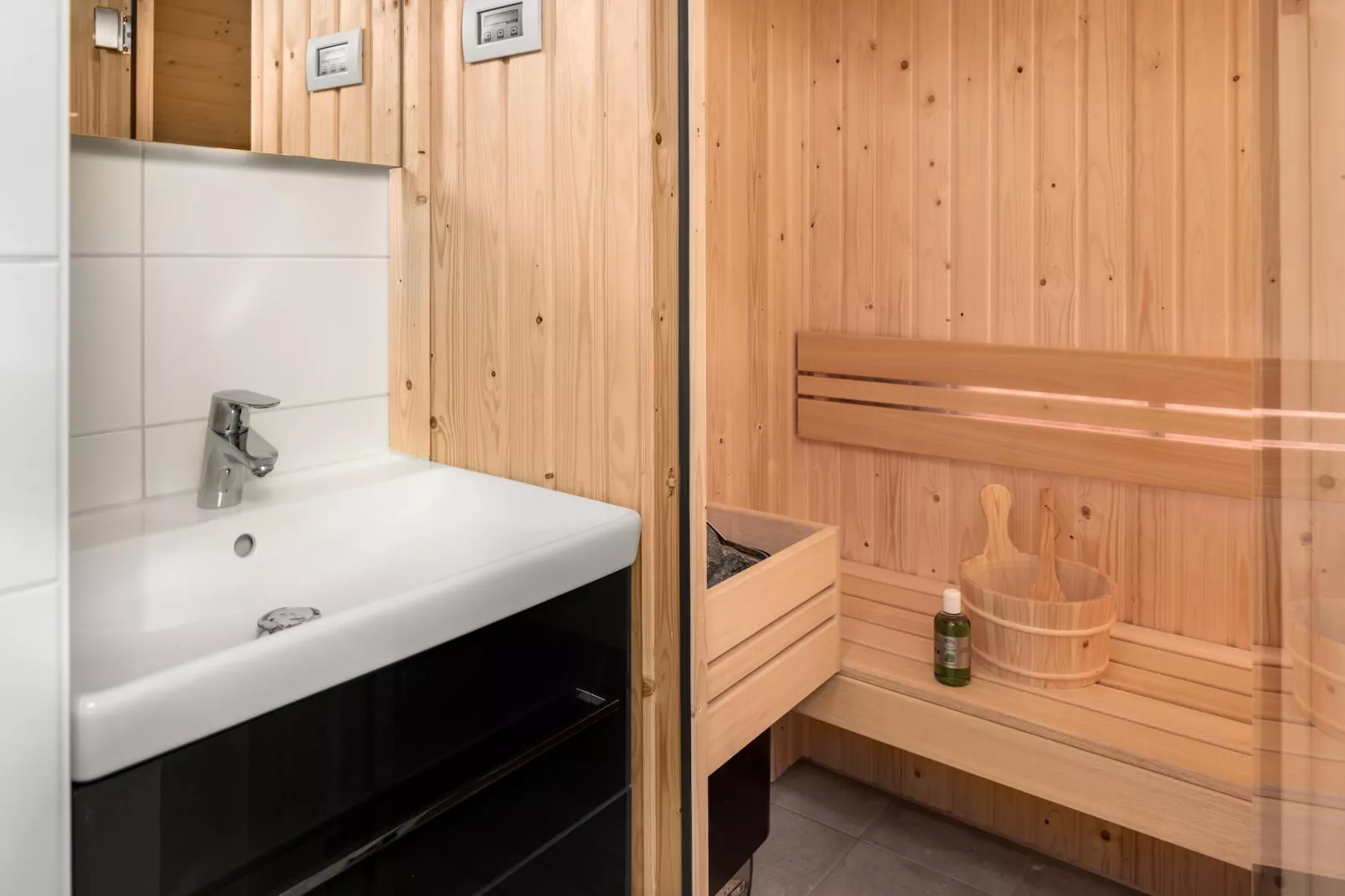 Park Veerse Kreek 5-Badkamer