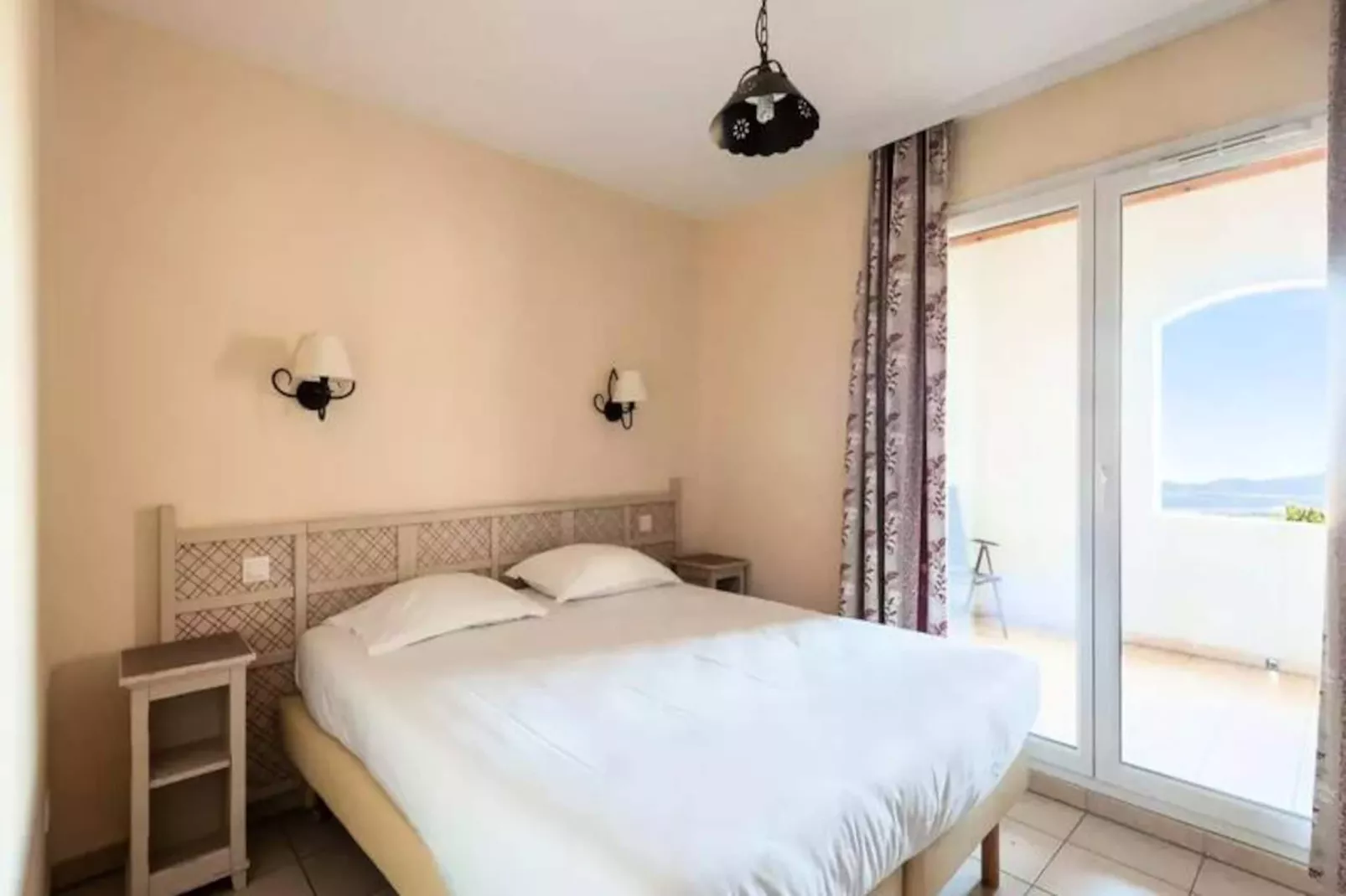 Les Coteaux de Pont Royal en Provence - maeva Home-Image-tags.