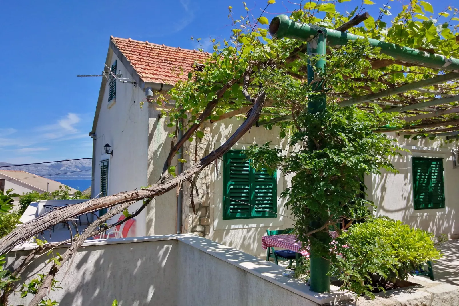 Guest House Hazdovac Rooms - Two Bedroom Apartment with Terrace and Sea View-Buitenlucht