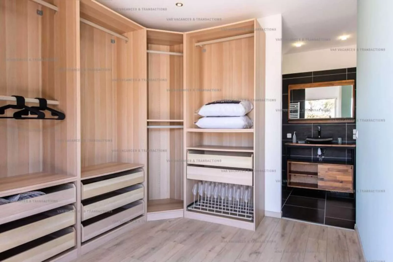 Résidence 144-six Fours Les Plages-Image-tags.