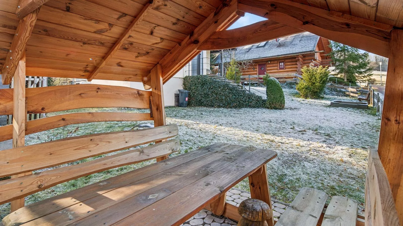 Das Haus am Wald-Tuin winter