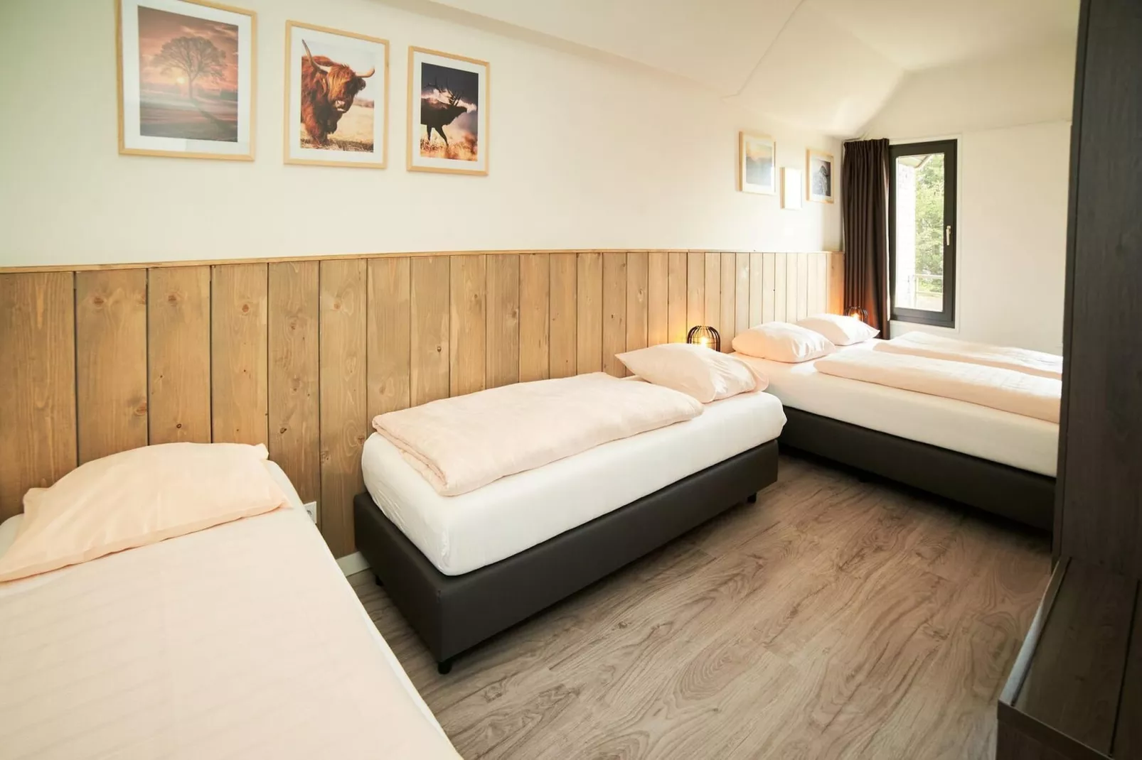 Apartment Second Floor-Slaapkamer