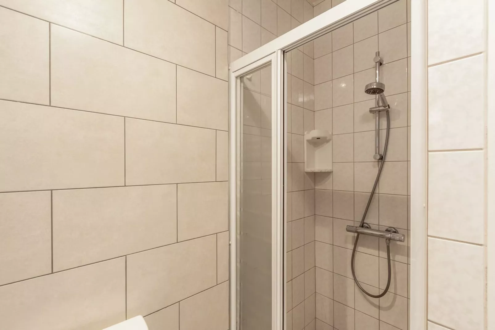 Duinland 65-Badkamer