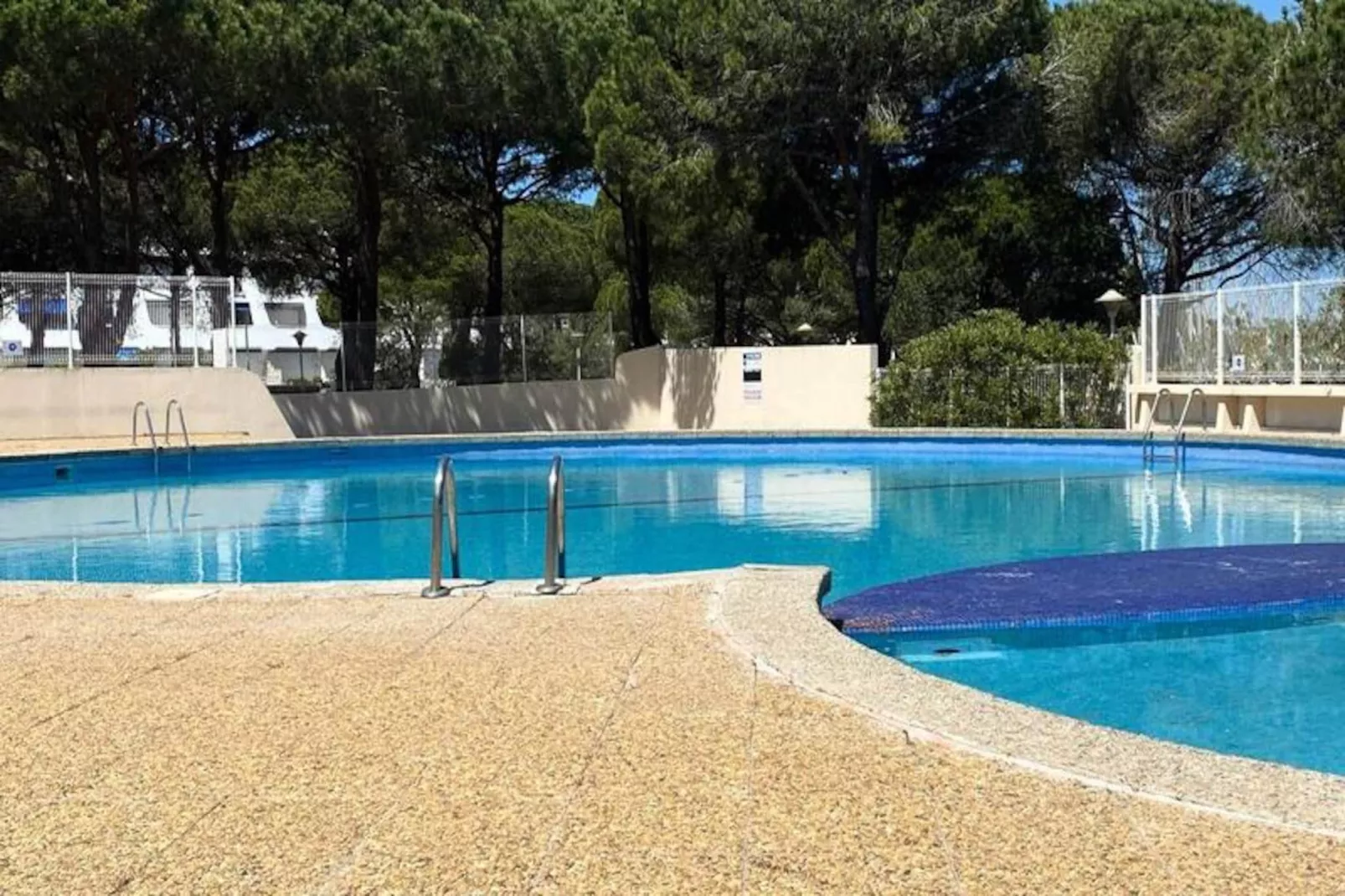 Résidence Quai Aux Fleurs-Niet-getagd