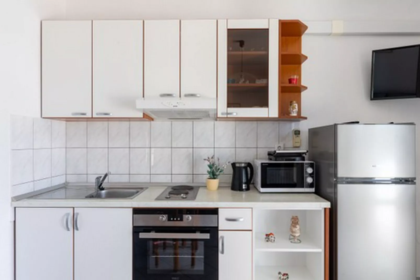 House Rašica - One Bedroom Apartment with Terrace and Sea view (3)-Keuken