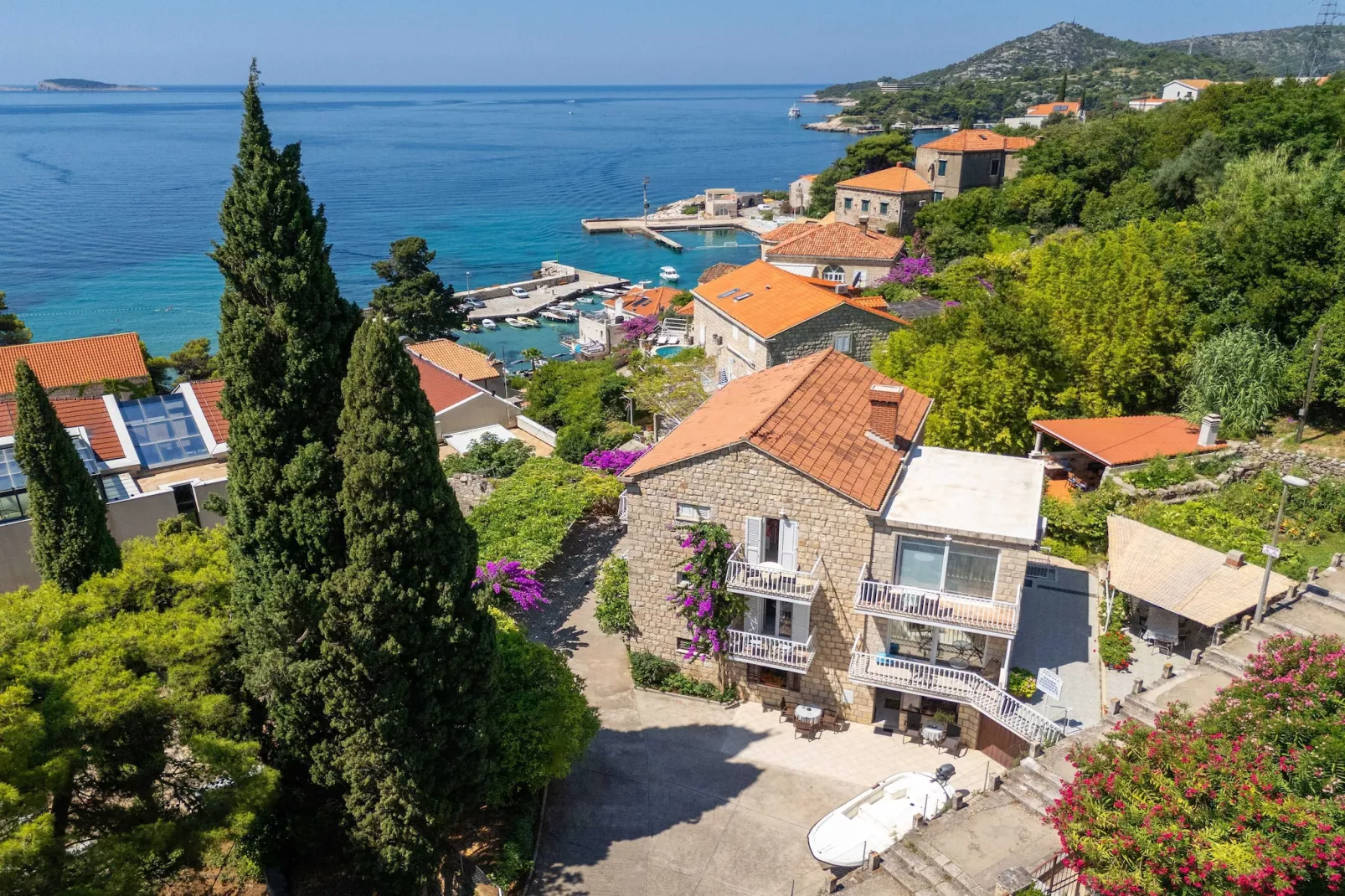 Rooms Tupina by Paulina - Comfort Double Room with Balcony and Sea View (Room 1)