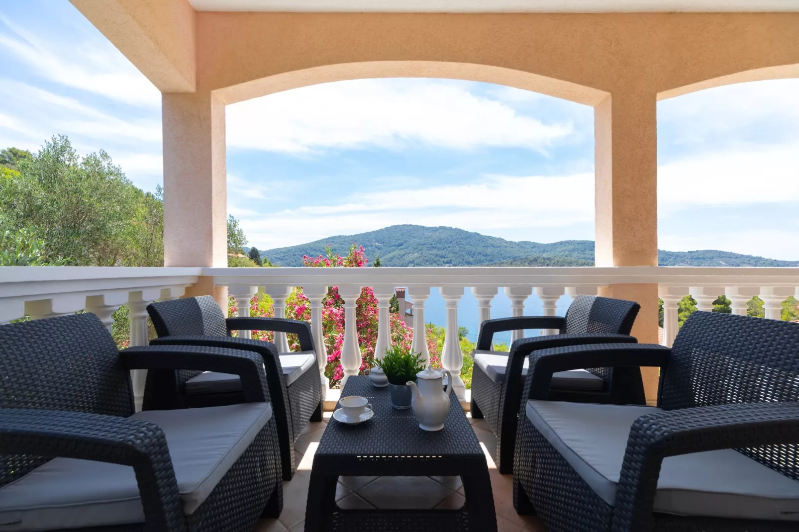 Holiday Home Diana - Two Bedroom Apartment with Terrace and Sea View