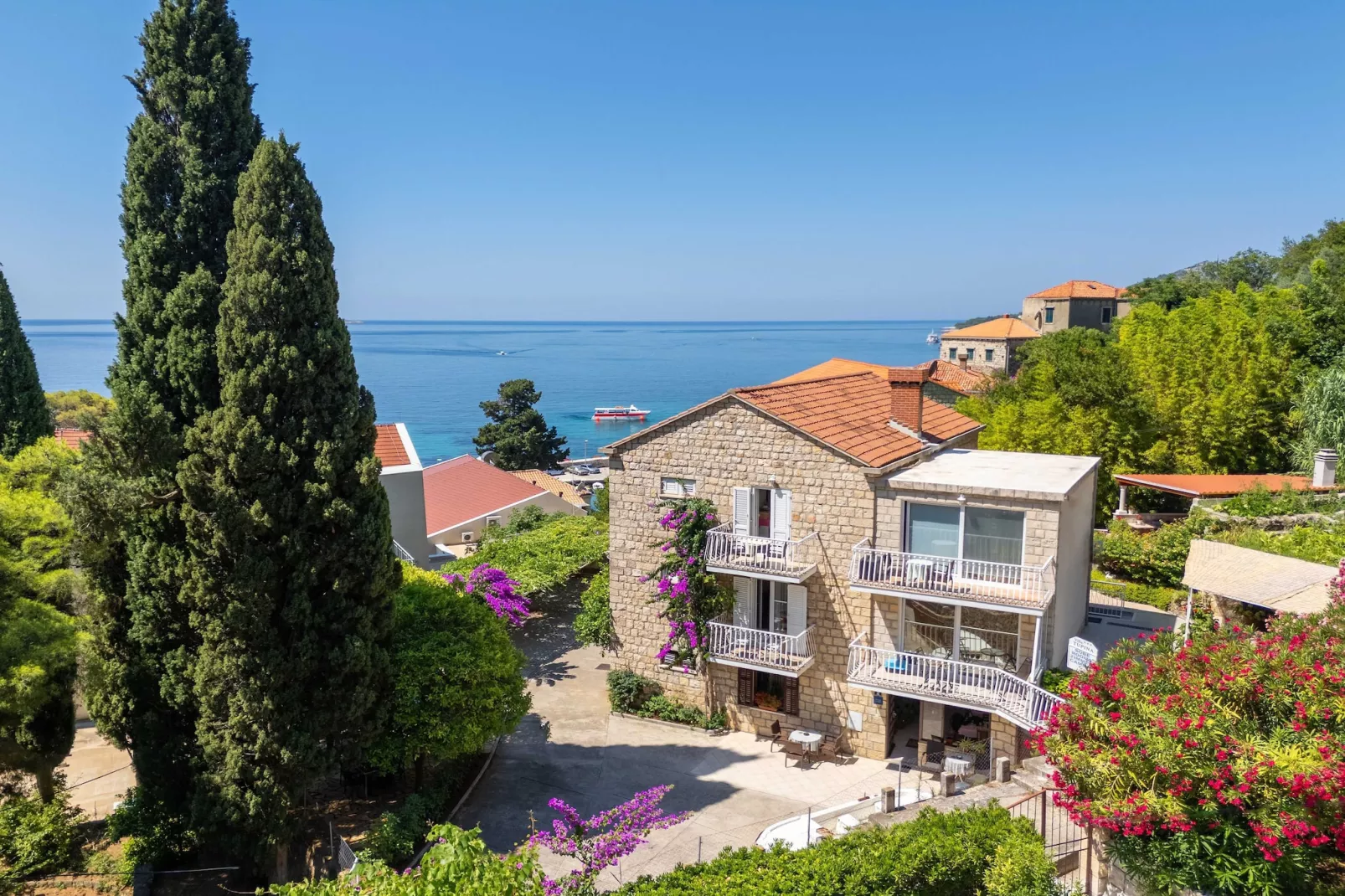 Rooms Tupina by Paulina - Superior Double Room with Balcony and Sea View (Room 2)