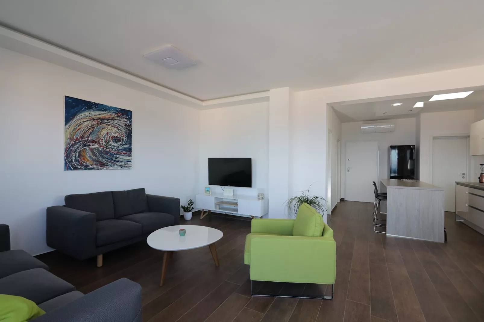 Apartment M&J - Comfort Two Bedroom Apartment with Terrace and Sea View (Škaro)