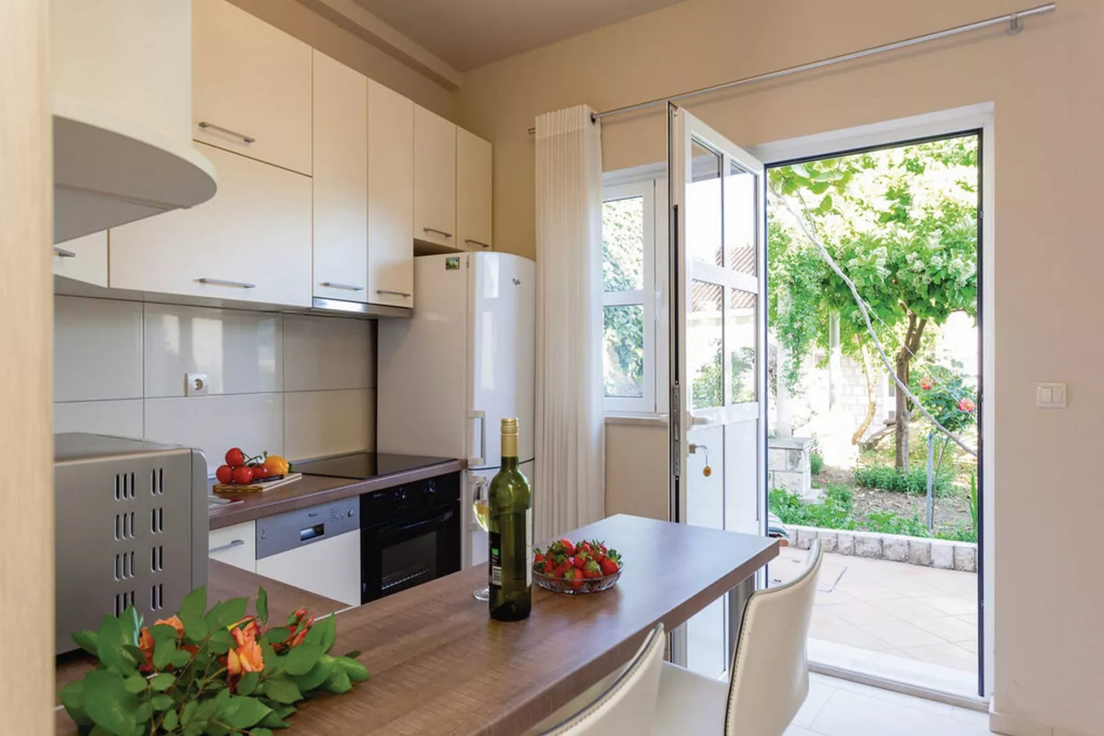 Apartments Ankora - One bedroom apartment with terrace and sea view